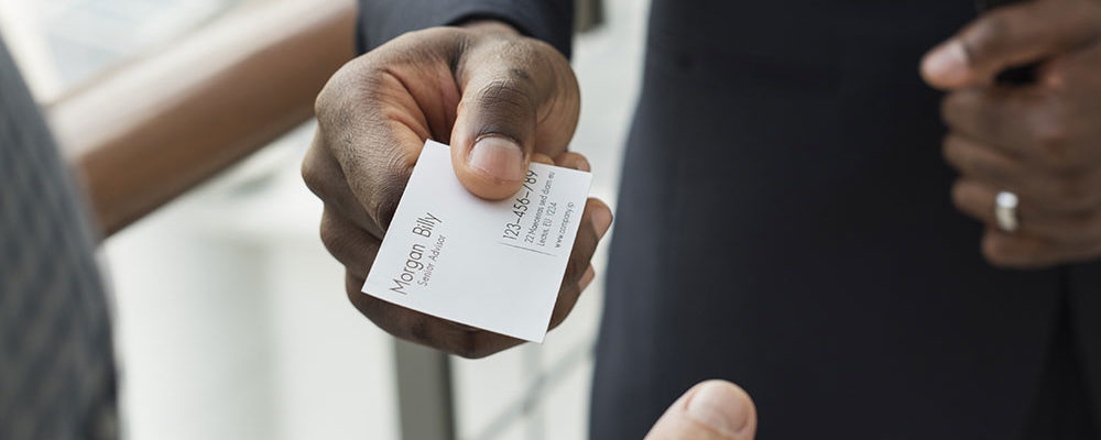 Why you must consider using business cards
