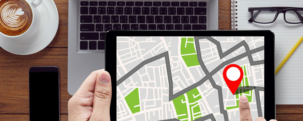 How to find street maps in the Look Around feature of Apple Maps