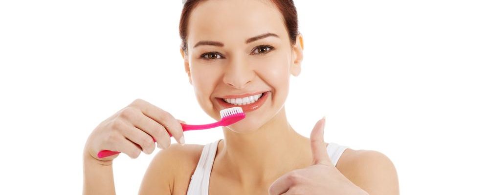 Things to consider before buying a teeth whitening toothpaste