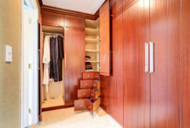 3 popular types of bedroom closet systems
