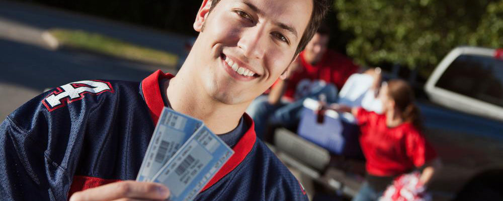 3 websites where you can buy tickets for American football