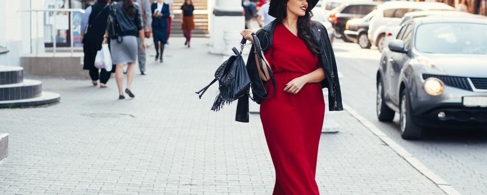 4 Brands That Every Plus-Sized Woman Must Follow