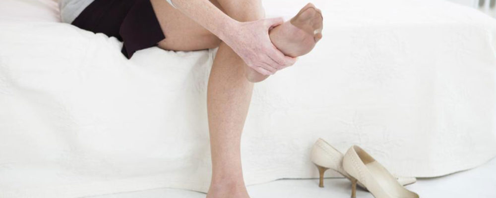 Can diabetes cause foot pain?