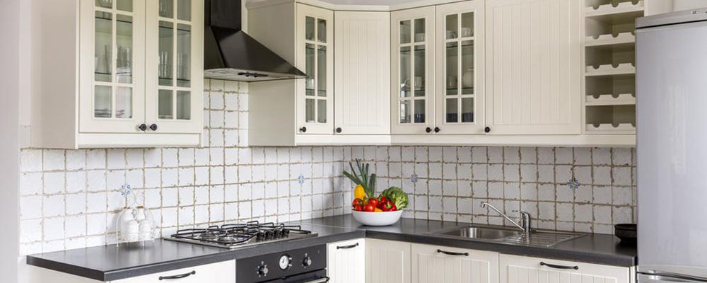 Here’s why kitchen backsplash panels are a must