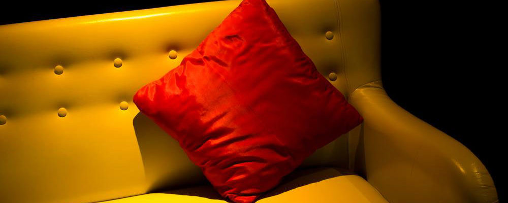 Important tips for choosing best sofa covers