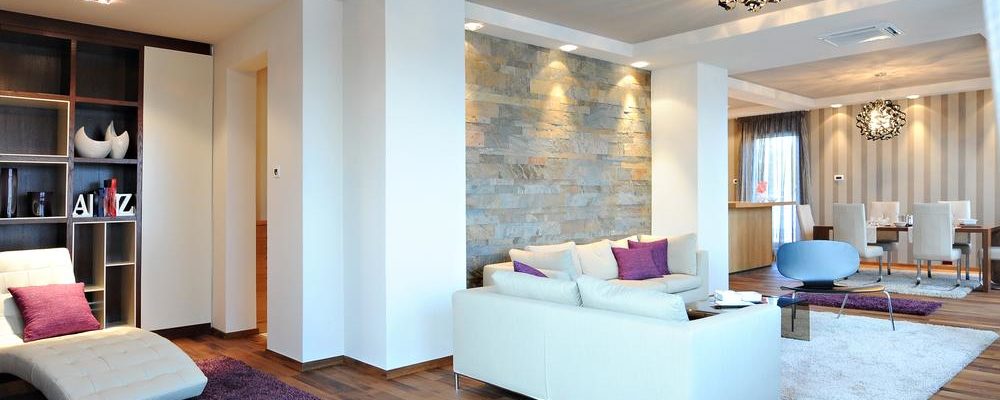 Living room wall decors – wallpapers to kindle your interiors