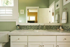Single or double bathroom vanity: Which one should you choose?