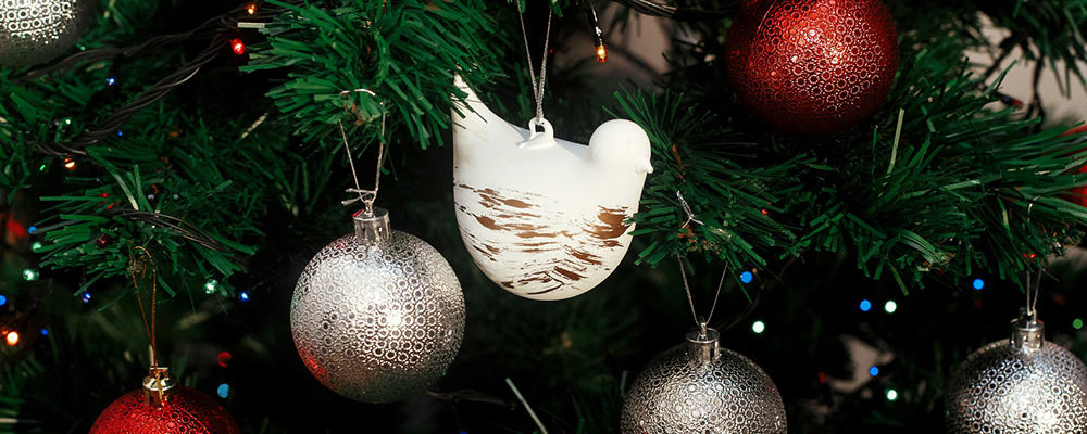 Top 5 places to buy the best Christmas ornaments