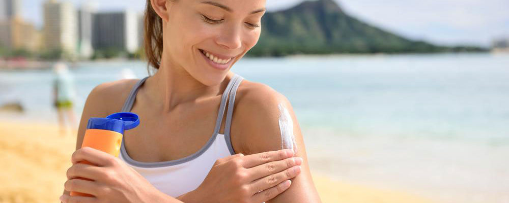 Treat your skin well with the best sunscreens